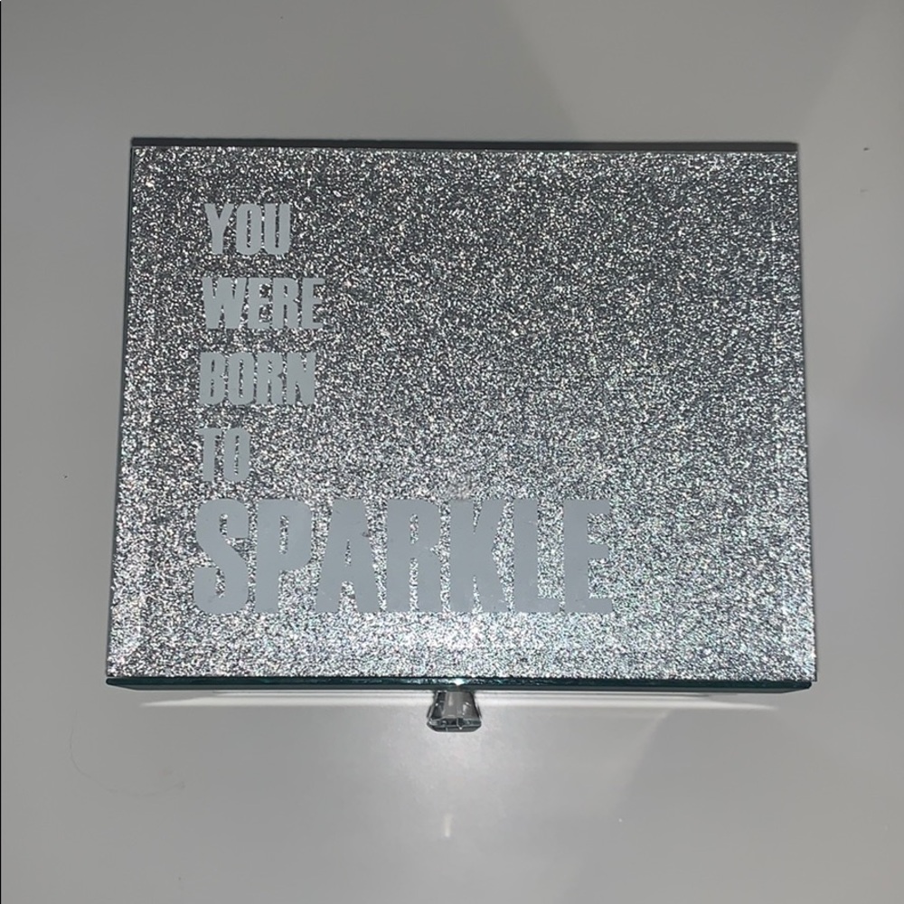Mirror jewelry box